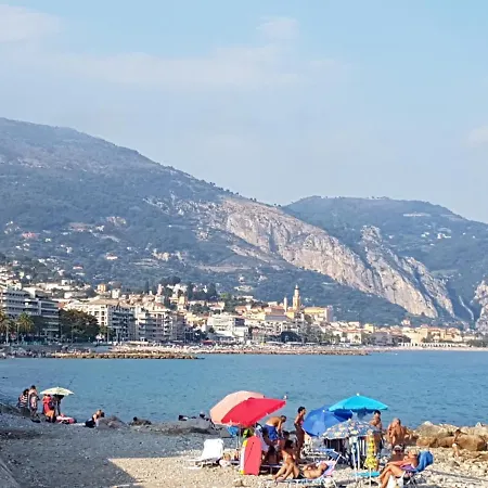 Charmant 2Pcs A 100 M De La Plage Au Calme Menton Exterior foto